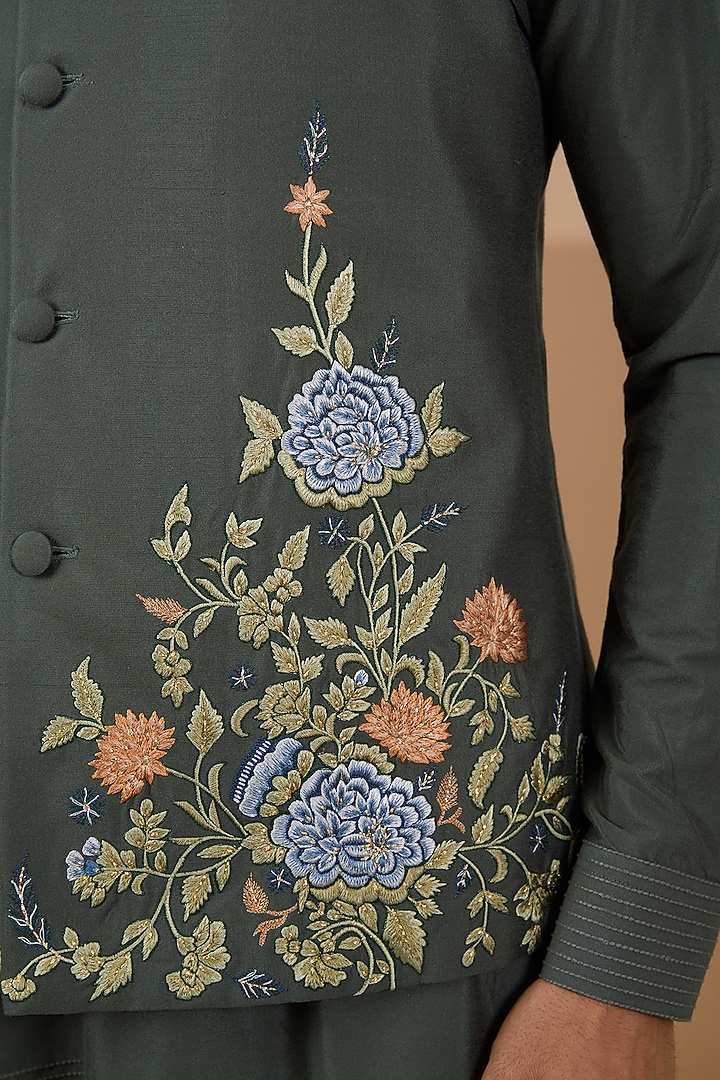 Olive Green Silk Embroidered Bundi Jacket Set by SBJ at Pernia's Pop Up Shop