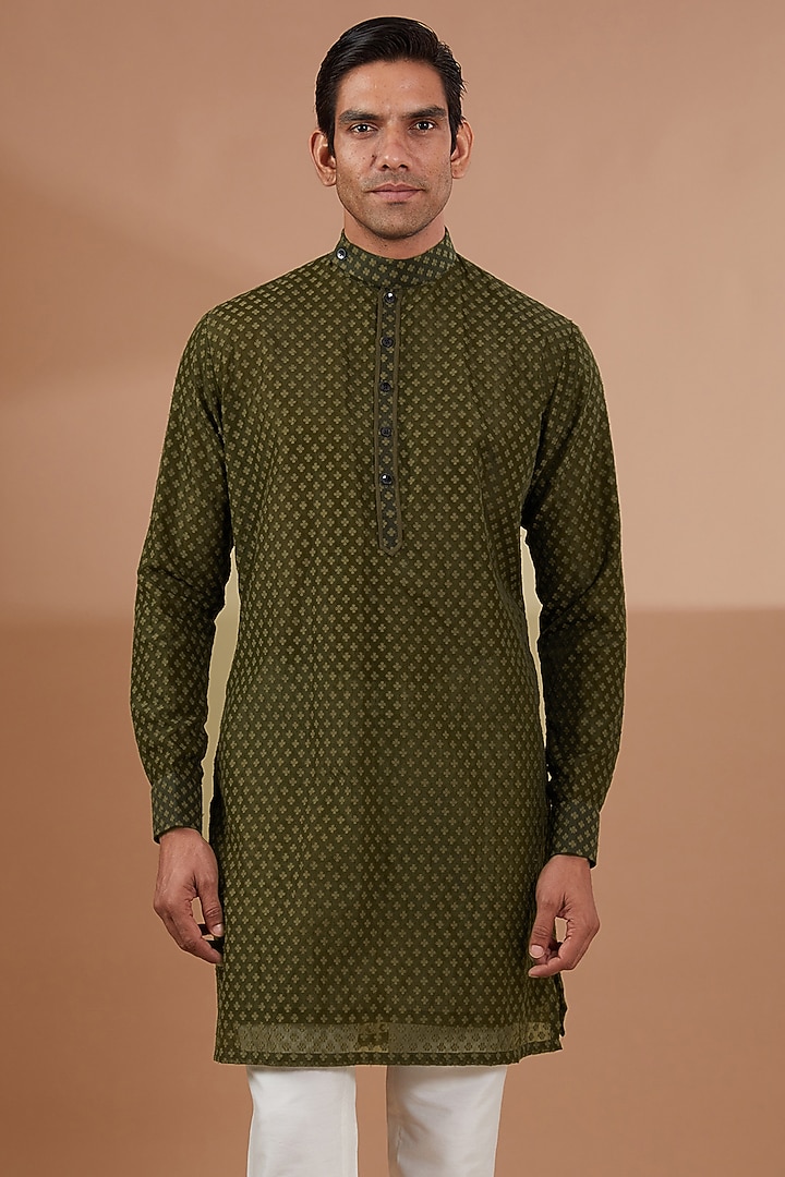 Green Silk Embroidered Bundi Jacket Set by SBJ at Pernia's Pop Up Shop