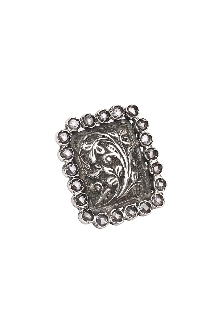 Silver Finish Checkered Pattern Square Engraved Ring In Sterling Silver by Sangeeta Boochra at Pernia's Pop Up Shop