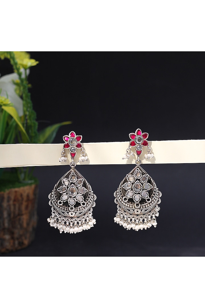 Silver Finish Kundan Polki Handcrafted Chandelier Earrings In Sterling Silver by Sangeeta Boochra at Pernia's Pop Up Shop