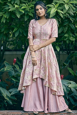 Dusty Pink Asymmetric Kurta Set by Sobariko