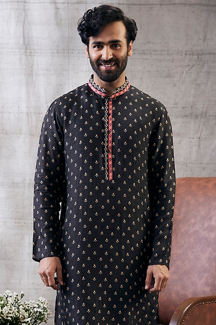 Black Malaysian Silk Printed Kurta Set by Soup by Sougat Paul Men at Pernia's Pop Up Shop