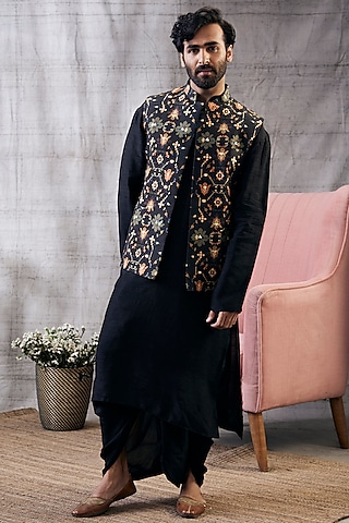 Black Malaysian Silk Printed Indowestern Set by Soup by Sougat Paul Men