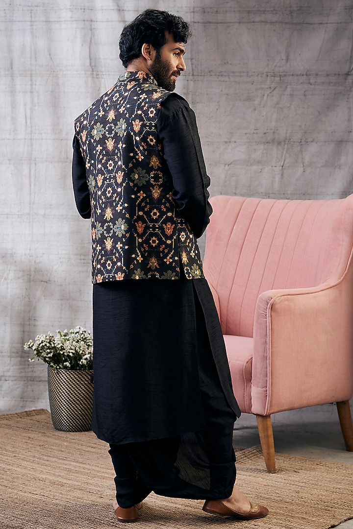 Black Malaysian Silk Printed Indowestern Set by Soup by Sougat Paul Men at Pernia's Pop Up Shop