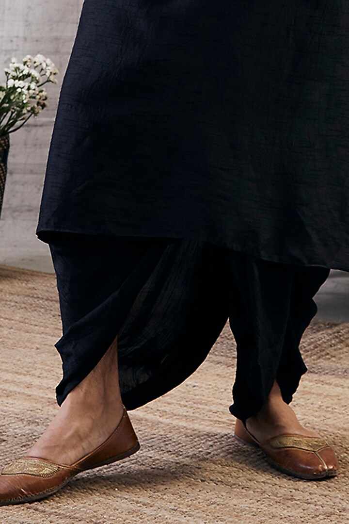 Black Malaysian Silk Printed Indowestern Set by Soup by Sougat Paul Men at Pernia's Pop Up Shop