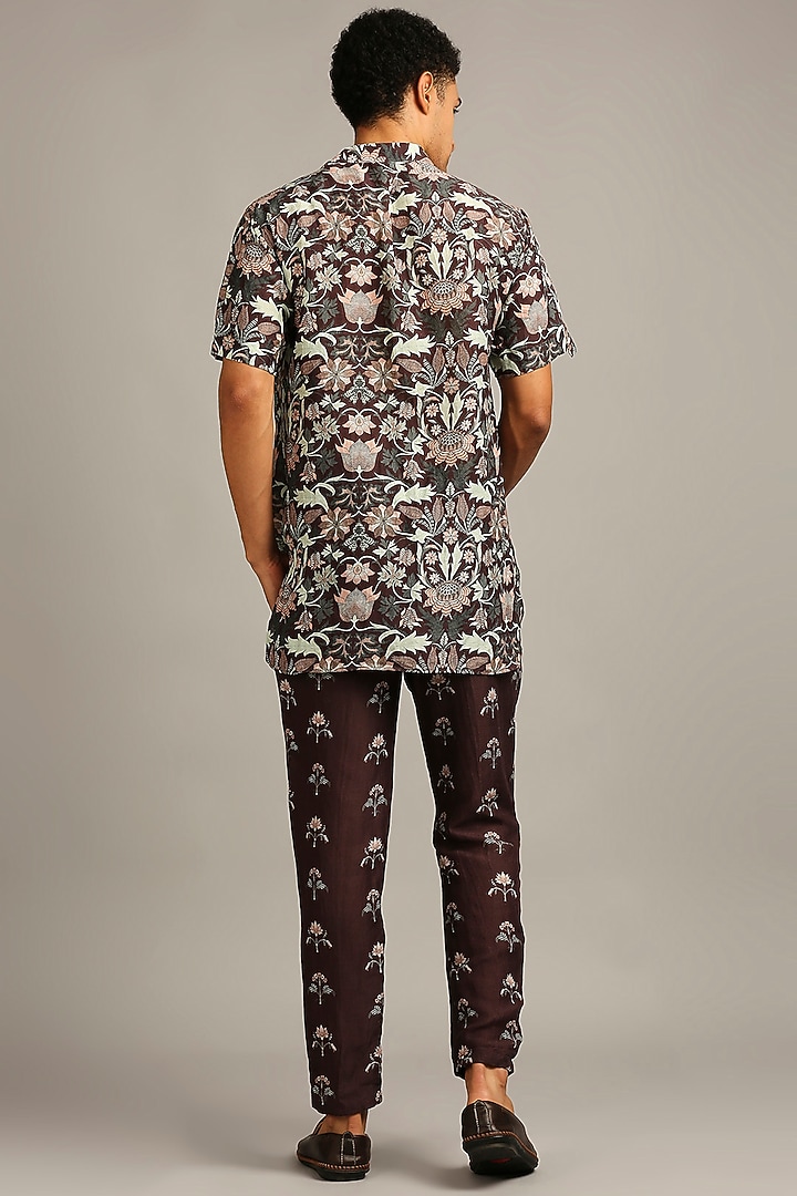 Wine Printed Short Kurta Set by Soup By Sougat Paul Men at Pernia's Pop Up Shop