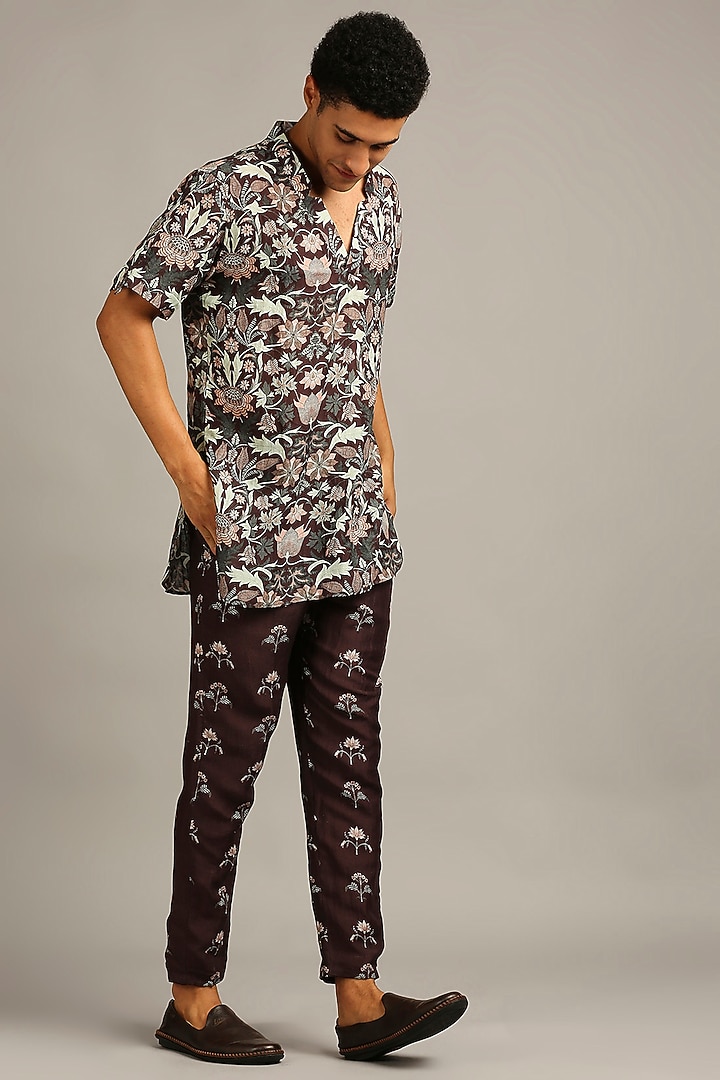 Wine Printed Short Kurta Set by Soup By Sougat Paul Men at Pernia's Pop Up Shop