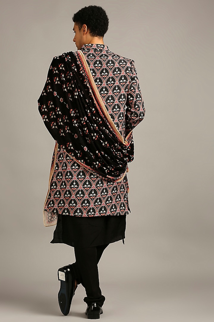 Black Muslin Slub Printed Indowestern Set by Soup By Sougat Paul Men at Pernia's Pop Up Shop
