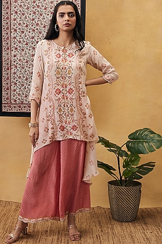 Cream & Pink Crepe Embroidered Kurta Set by Soup by Sougat Paul