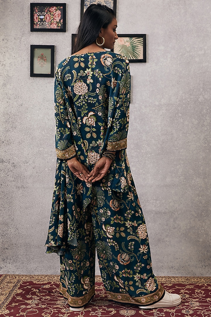 Green Crepe Embroidered Co-Ord Set by Soup by Sougat Paul at Pernia's Pop Up Shop