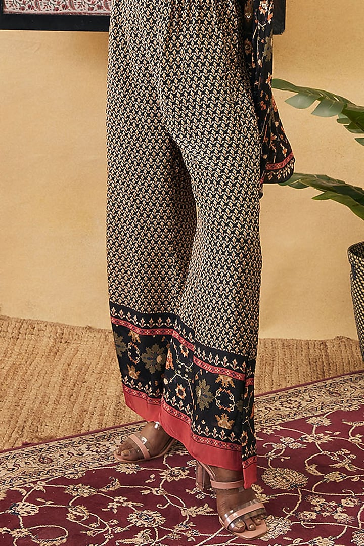 Black Crepe Embroidered Jacket Set by Soup by Sougat Paul at Pernia's Pop Up Shop