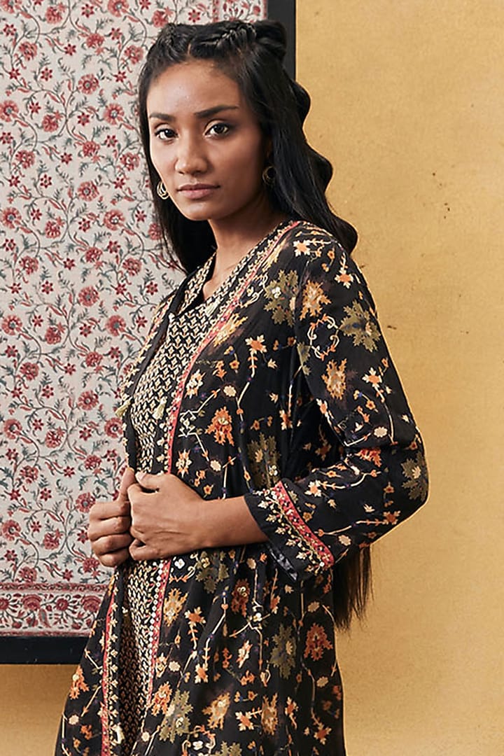 Black Crepe Embroidered Jacket Set by Soup by Sougat Paul at Pernia's Pop Up Shop