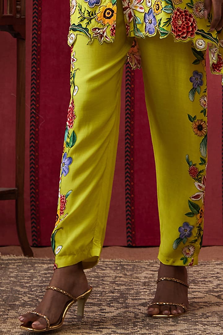 Yellow Cotton Silk Applique Work Co-Ord Set by Soup by Sougat Paul at Pernia's Pop Up Shop
