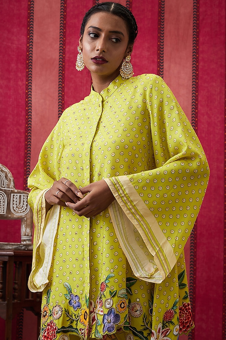 Yellow Cotton Silk Applique Work Co-Ord Set by Soup by Sougat Paul at Pernia's Pop Up Shop