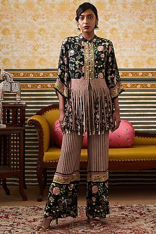 Black Crepe Embroidered Kurta Set by Soup by Sougat Paul