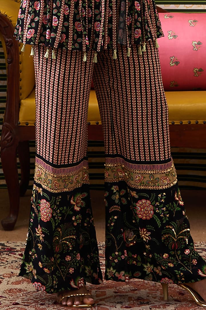 Black Crepe Embroidered Kurta Set by Soup by Sougat Paul at Pernia's Pop Up Shop