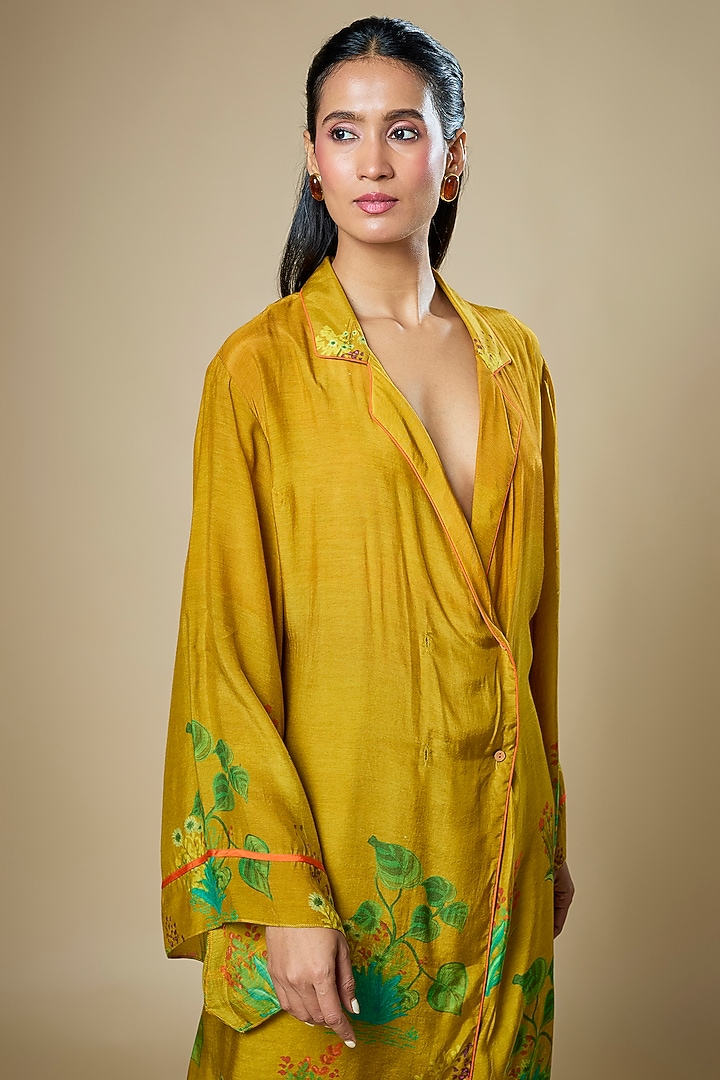 Dark Mustard Flat Chiffon Embellished Kurta Set by Soup by Sougat Paul at Pernia's Pop Up Shop