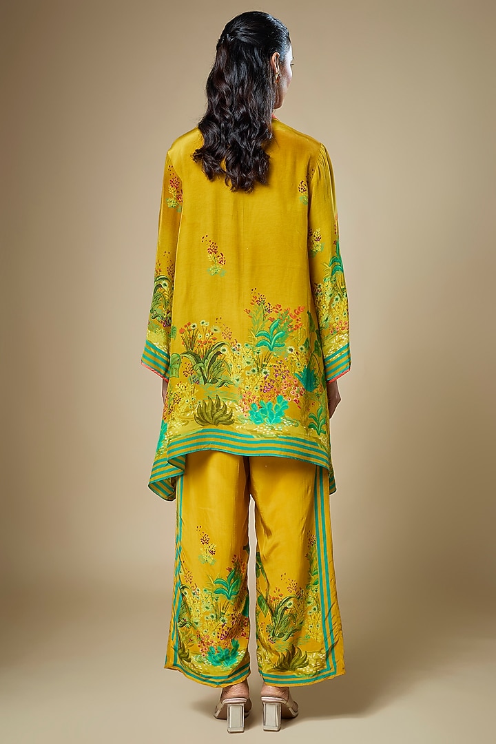 Dark Mustard Crepe Embellished Kurta Set by Soup by Sougat Paul at Pernia's Pop Up Shop