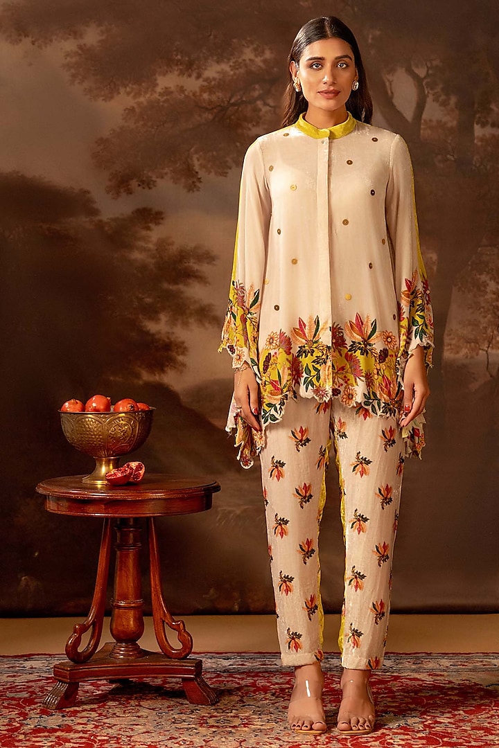 Yellow Velvet Embellished Co-Ord Set by Soup by Sougat Paul at Pernia's Pop Up Shop