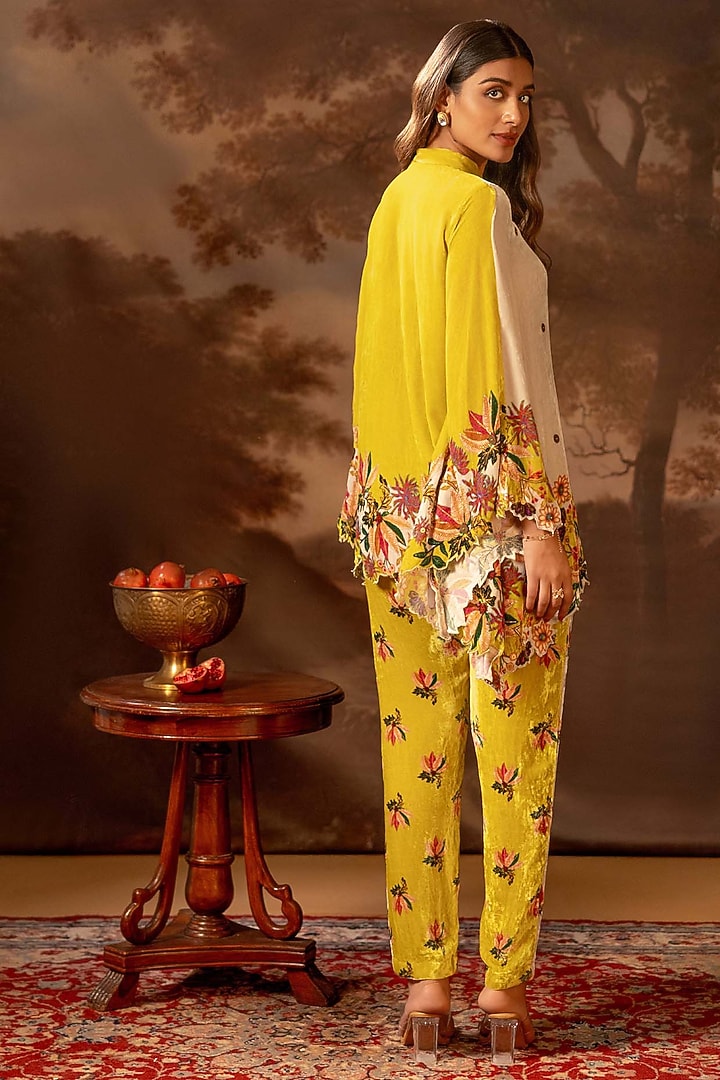 Yellow Velvet Embellished Co-Ord Set by Soup by Sougat Paul at Pernia's Pop Up Shop