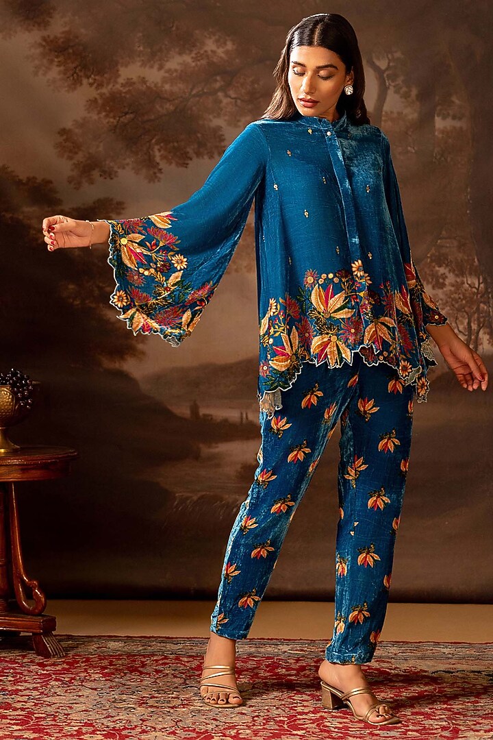 Blue Velvet Embellished Co-Ord Set by Soup by Sougat Paul at Pernia's Pop Up Shop