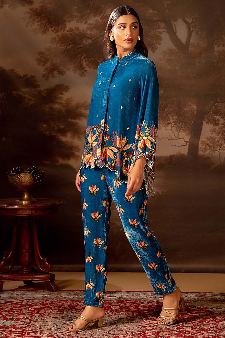 Blue Velvet Embellished Co-Ord Set by Soup by Sougat Paul at Pernia's Pop Up Shop