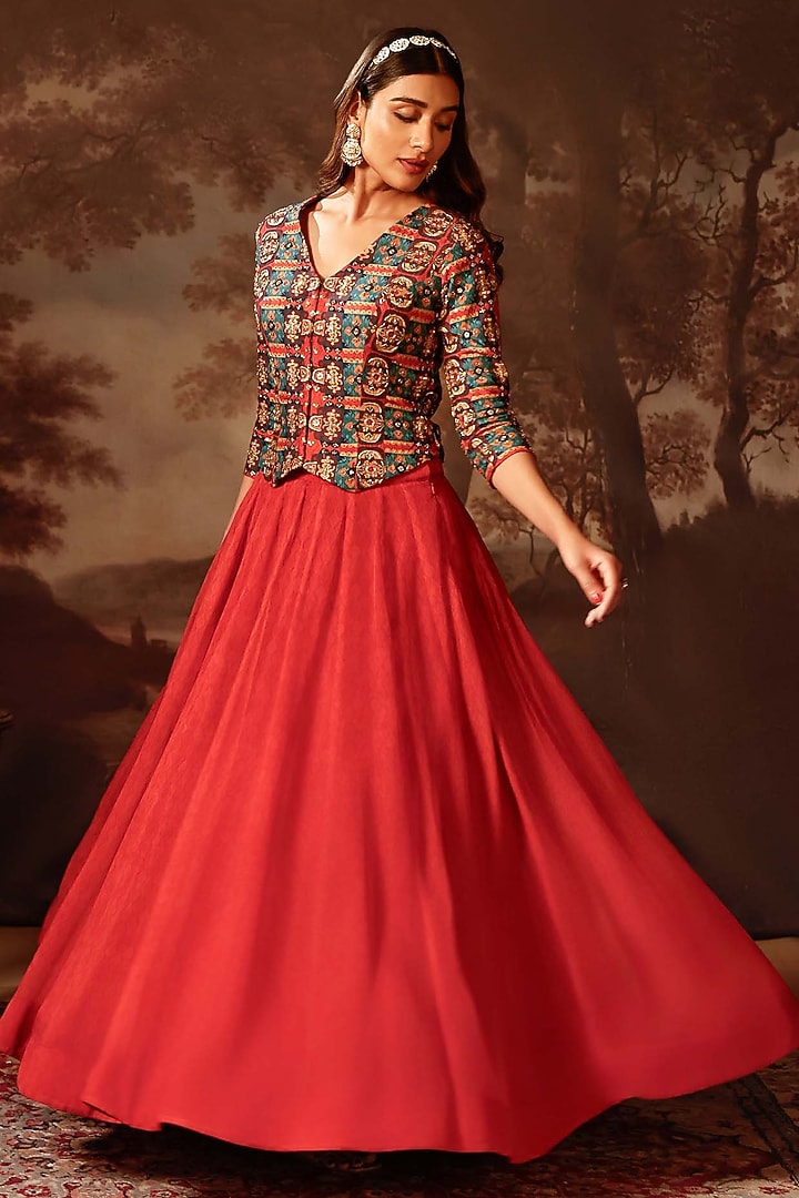 Red Organza Printed Wedding Lehenga Set by Soup by Sougat Paul at Pernia's Pop Up Shop