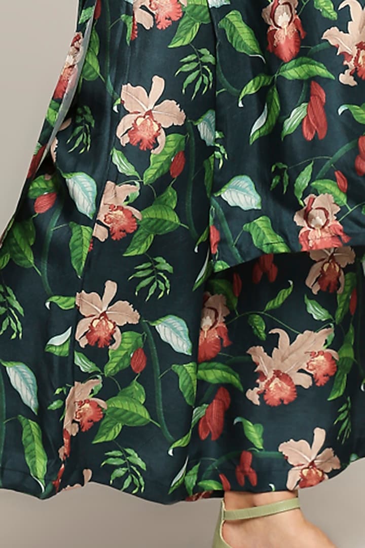 Green Printed Jacket Set by Soup by Sougat Paul at Pernia's Pop Up Shop
