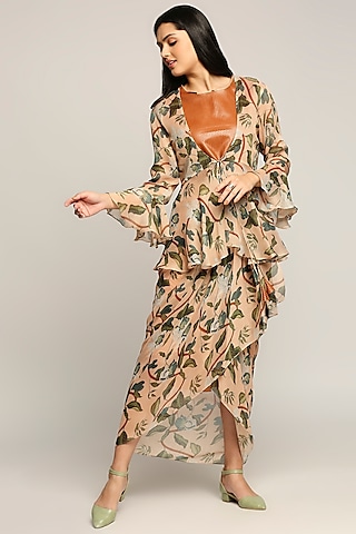 Peach Georgette Jacket Set by Soup by Sougat Paul