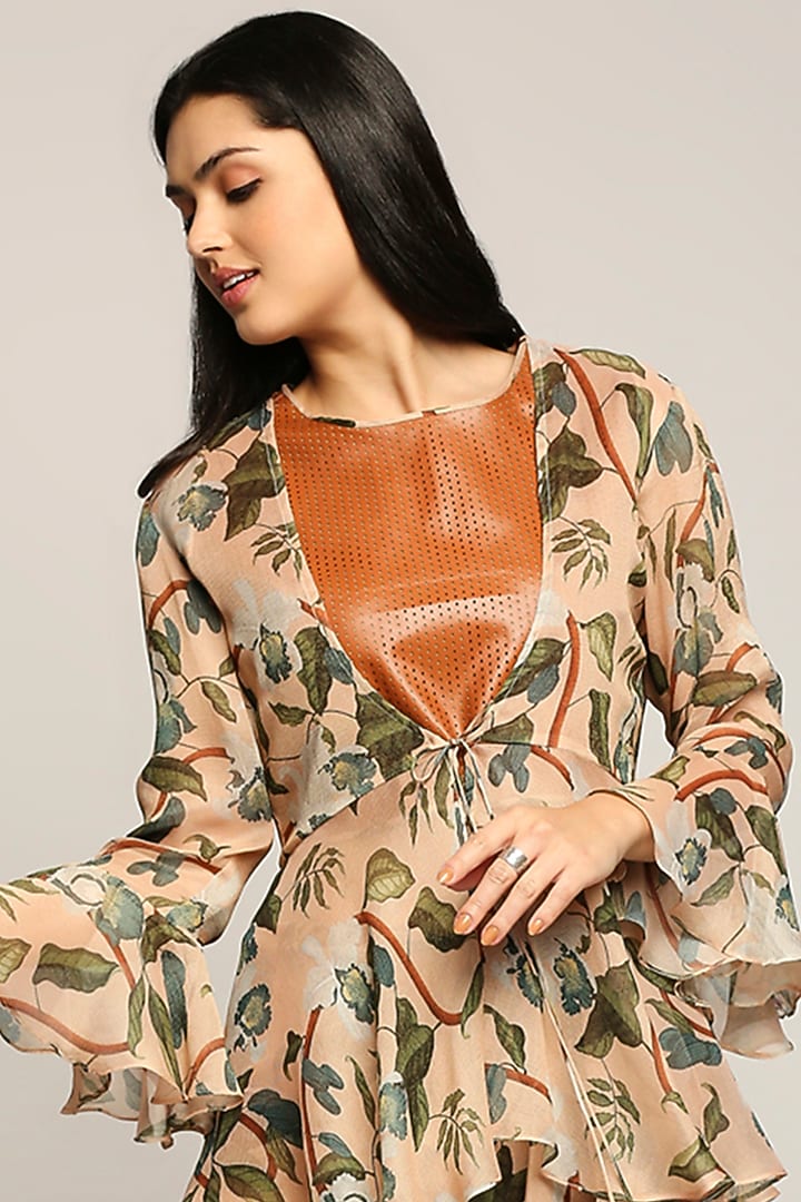 Peach Georgette Jacket Set by Soup by Sougat Paul at Pernia's Pop Up Shop