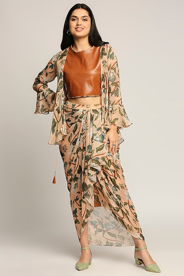 Peach Georgette Jacket Set by Soup by Sougat Paul at Pernia's Pop Up Shop