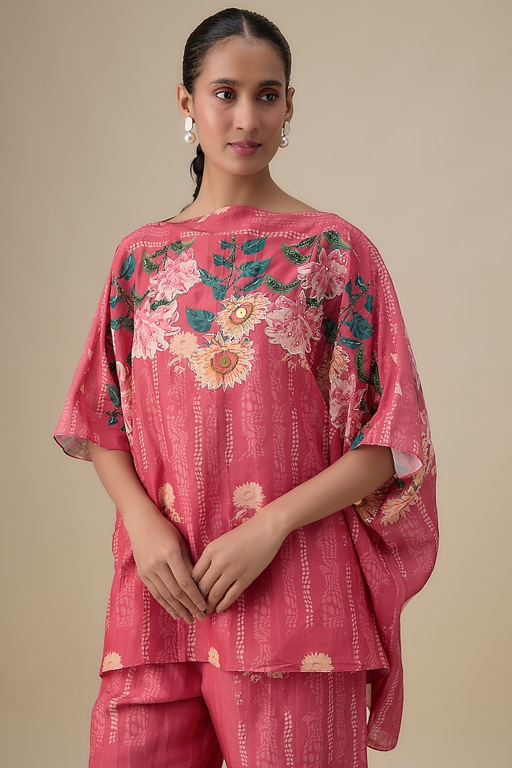 Pink Linen Digital Printed & Floral Embellished Co-Ord Set by Soup by Sougat Paul at Pernia's Pop Up Shop