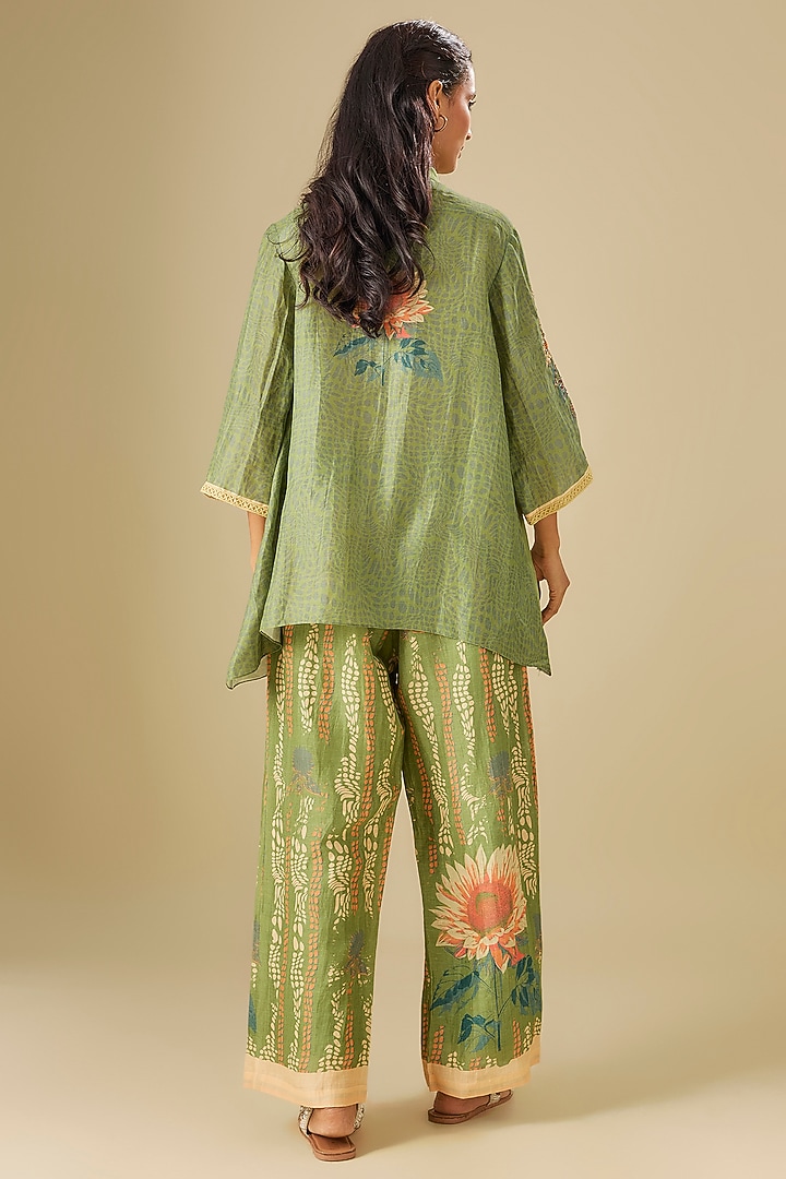 Green Linen Embroidered Co-Ord Set by Soup by Sougat Paul at Pernia's Pop Up Shop