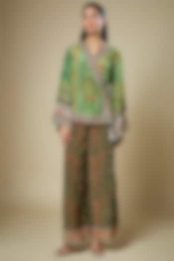 Green Crepe Embroidered Co-Ord Set by Soup by Sougat Paul at Pernia's Pop Up Shop