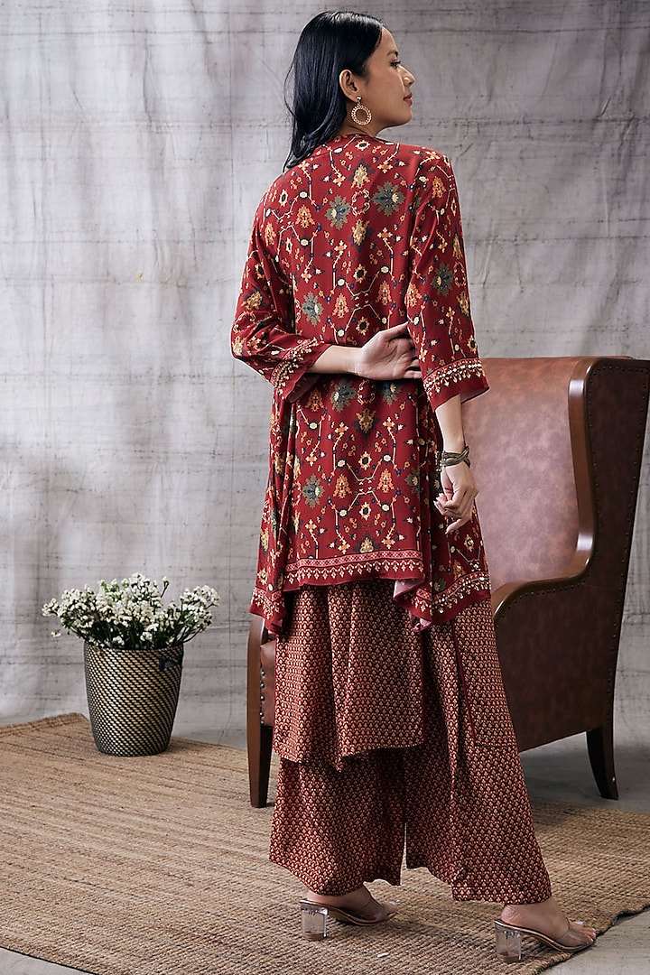 Red Crepe Printed Jacket Set by Soup by Sougat Paul at Pernia's Pop Up Shop