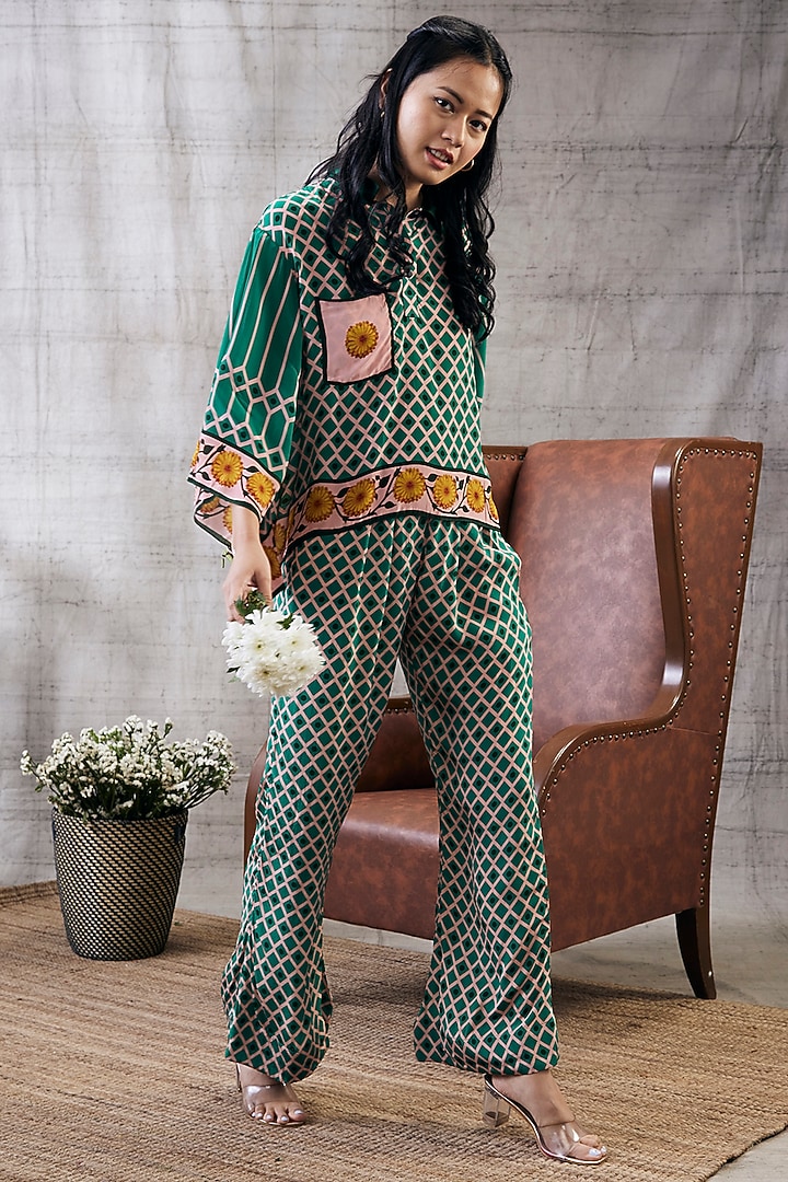 Green Crepe Printed Co-Ord Set by Soup by Sougat Paul at Pernia's Pop Up Shop
