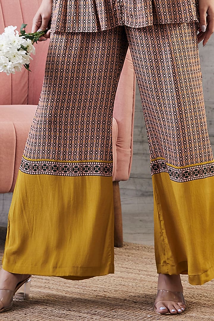 Multi-Colored Crepe Printed Kurta Set by Soup by Sougat Paul at Pernia's Pop Up Shop