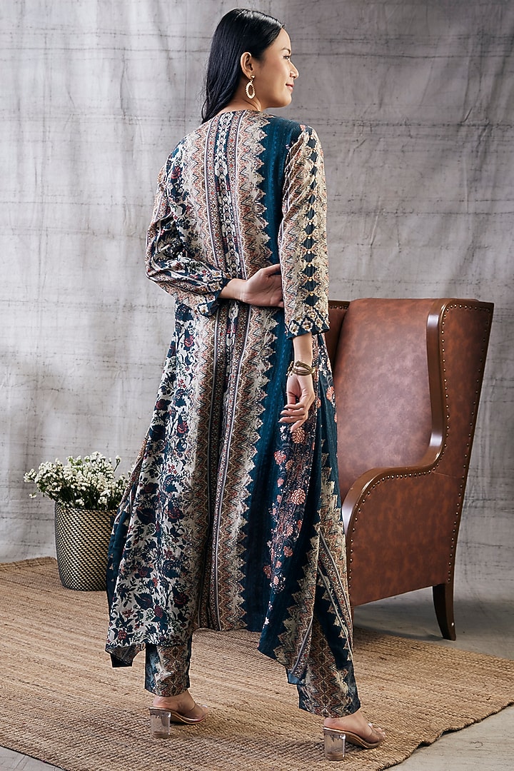 Blue Cotton Silk Embroidered Kurta Set by Soup by Sougat Paul at Pernia's Pop Up Shop