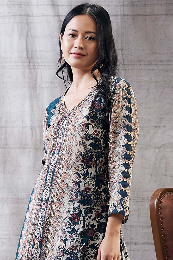 Blue Cotton Silk Embroidered Kurta Set by Soup by Sougat Paul at Pernia's Pop Up Shop