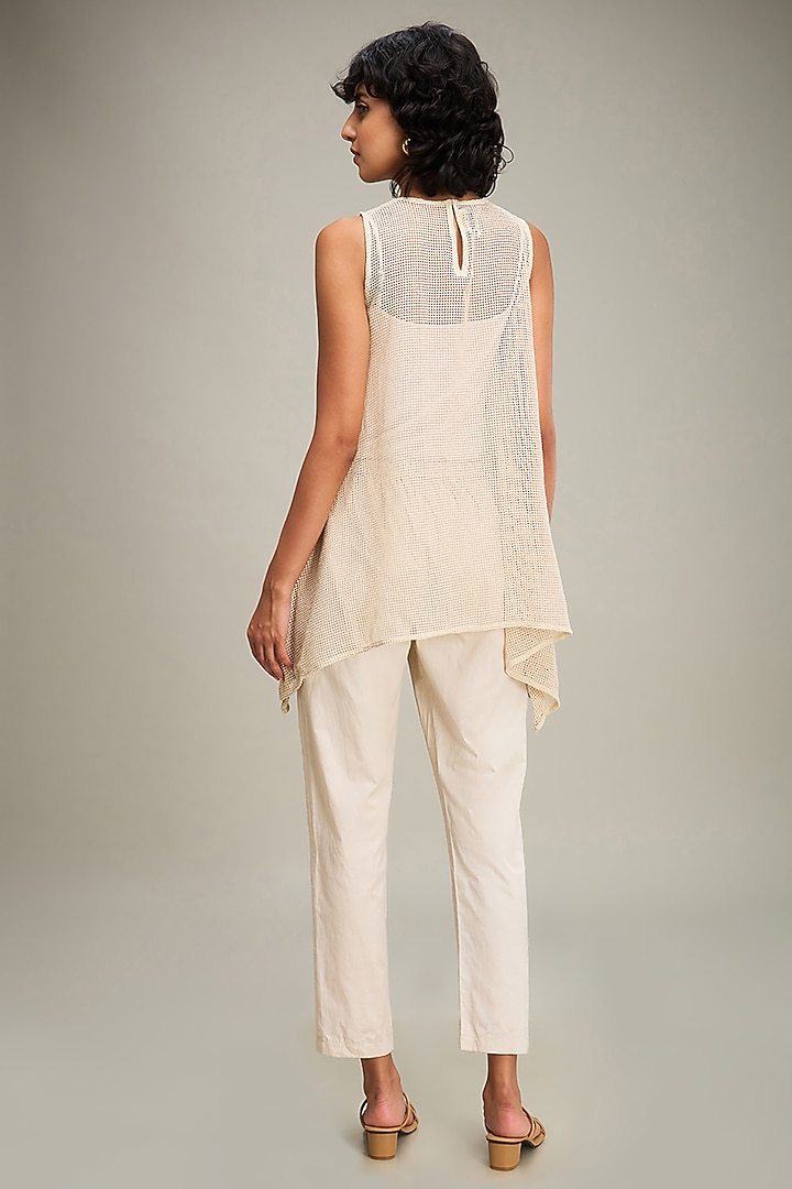 Off-White Muslin Slub Embellished Co-Ord Set by Soup by Sougat Paul at Pernia's Pop Up Shop