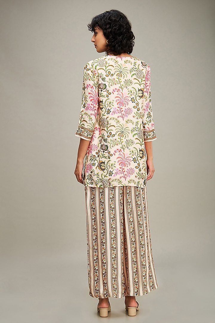 Beige Chanderi Embellished Kurta Set by Soup by Sougat Paul at Pernia's Pop Up Shop