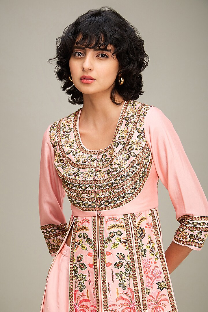 Pink Crepe Embroidered Co-Ord Set by Soup by Sougat Paul at Pernia's Pop Up Shop