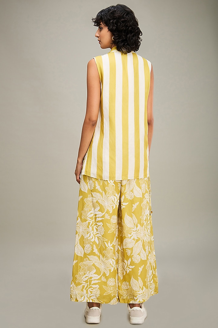 Yellow Linen Printed Co-Ord Set by Soup by Sougat Paul at Pernia's Pop Up Shop
