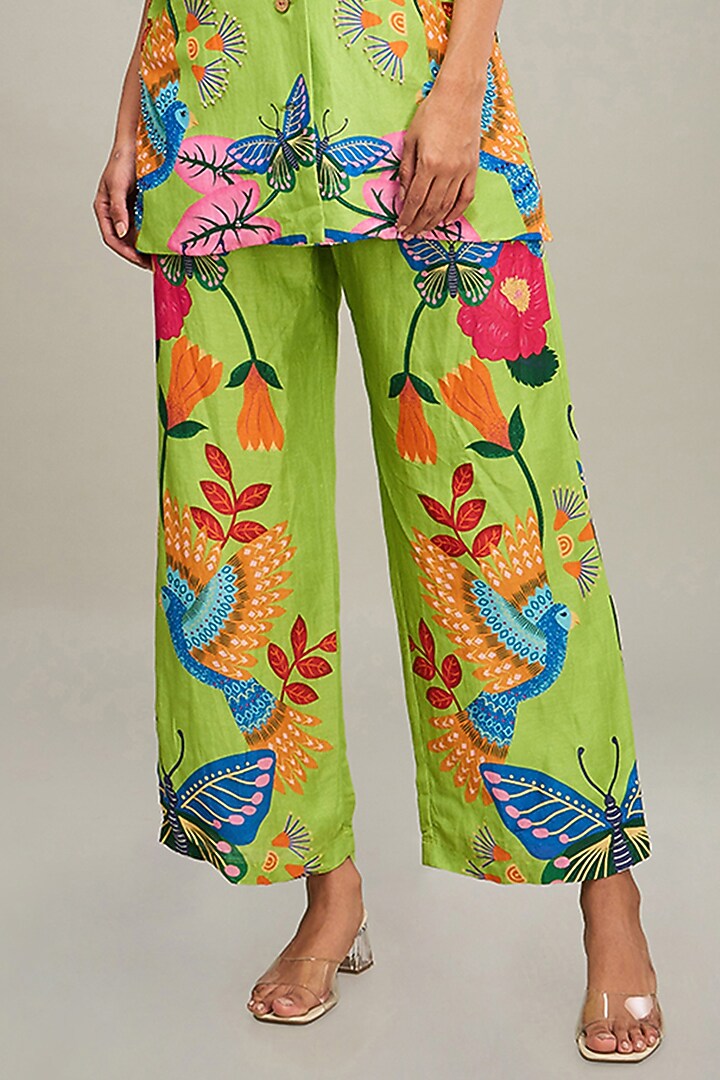 Green Linen Embellished Co-Ord Set by Soup by Sougat Paul at Pernia's Pop Up Shop