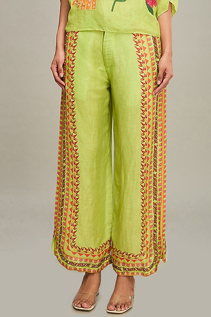 Green Linen Embellished Co-Ord Set by Soup by Sougat Paul at Pernia's Pop Up Shop