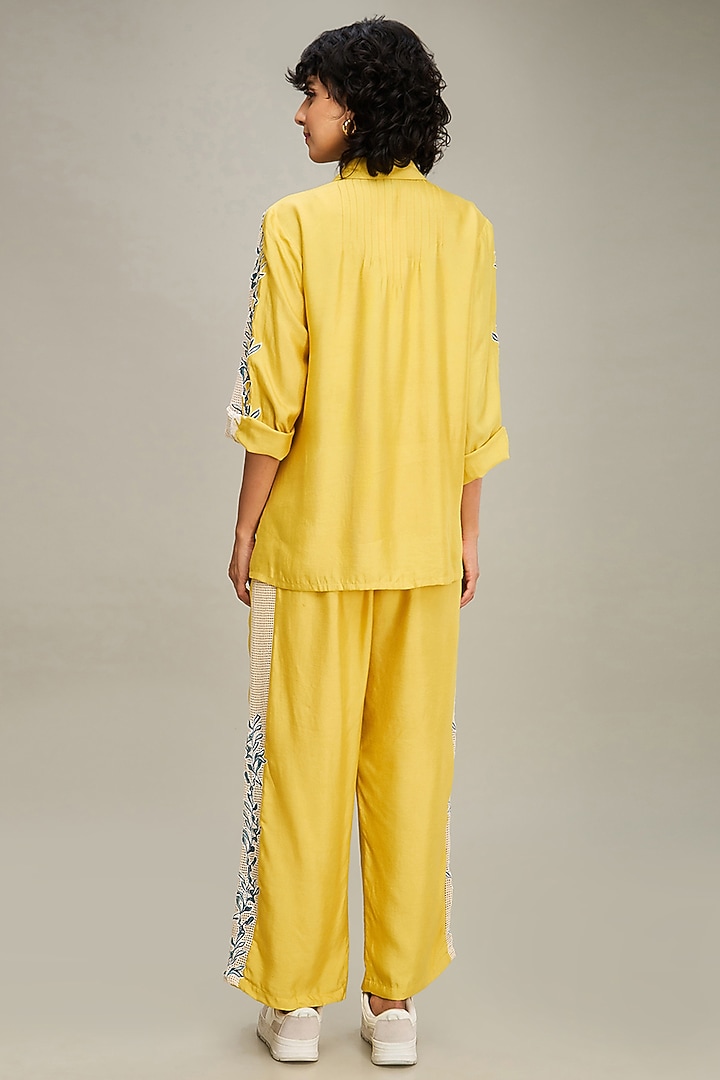 Yellow Handloom Cotton & Chanderi Applique Embroidered Co-Ord Set by Soup by Sougat Paul at Pernia's Pop Up Shop