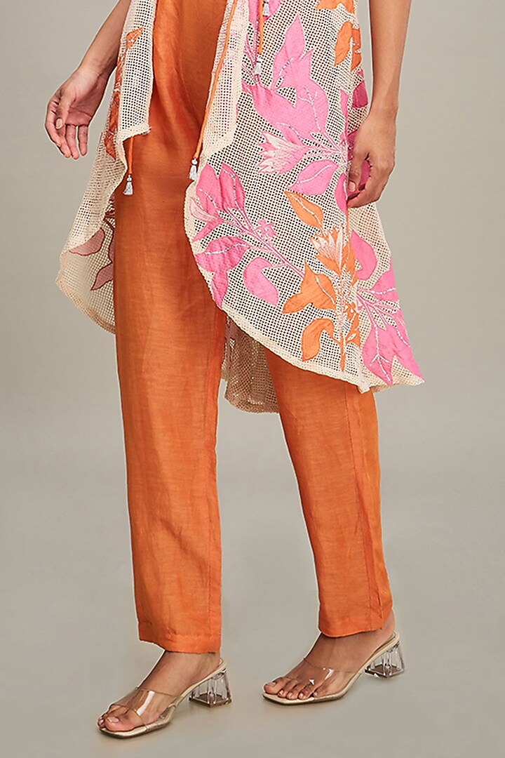 Off-White Handloom Cotton Applique Cape Set by Soup by Sougat Paul at Pernia's Pop Up Shop