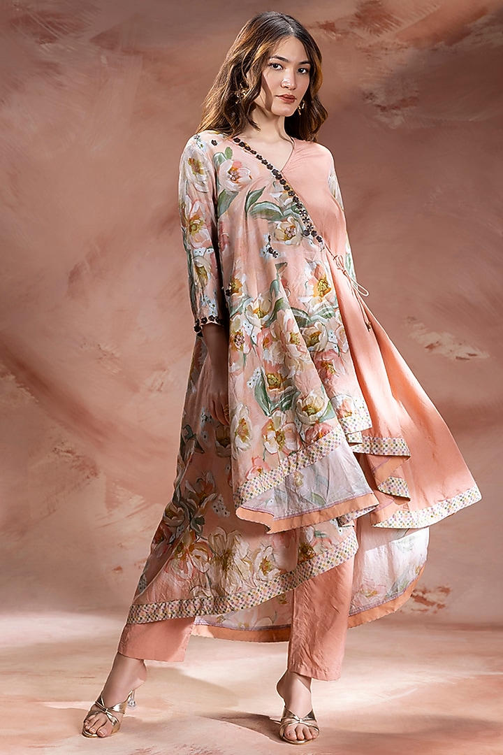 Dusky Pink Chanderi Embellished Asymmetric Kurta Set by Soup by Sougat Paul at Pernia's Pop Up Shop