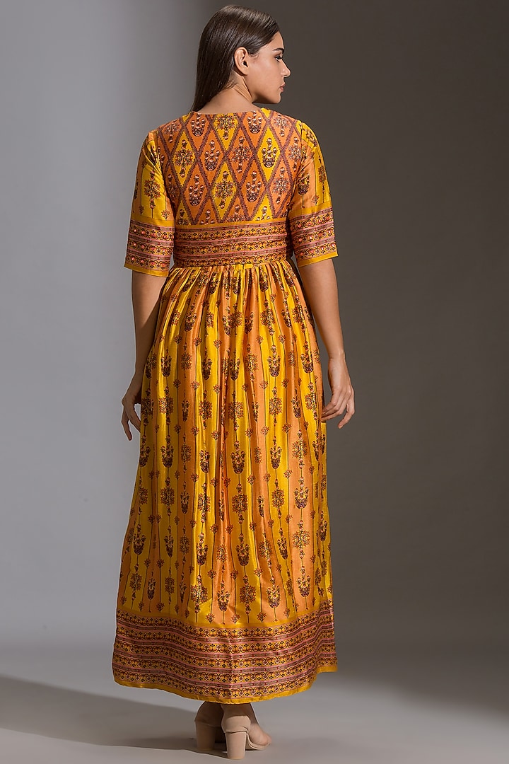 Mustard Embroidered & Printed Kurta Set by Soup by Sougat Paul at Pernia's Pop Up Shop