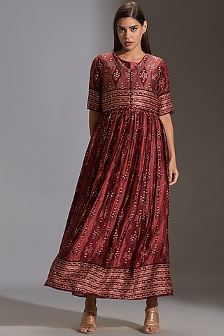 Maroon Embroidered & Printed Kurta Set by Soup by Sougat Paul